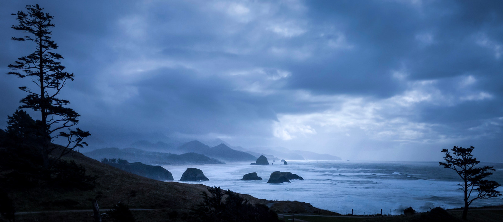 Pacific Northwest landscape photograph 4 by Mario Marrujo